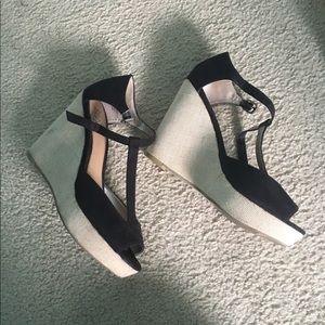Black poppy t-strap wedges